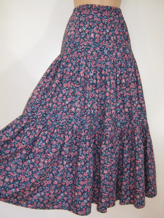 LAURA ASHLEY Jupe d ete vintage Pansy a fleurs et a volants pour festival boheme boheme petite Etsy France