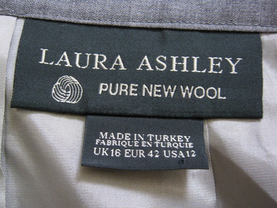 LAURA ASHLEY Vintage Grey Finest Pure New Wool Mi… - image 5