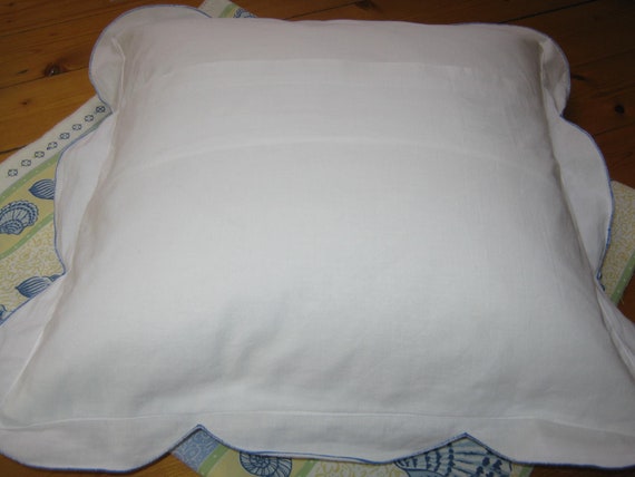 C&F Home 14 x 14 Blue Shells Picture Pillow