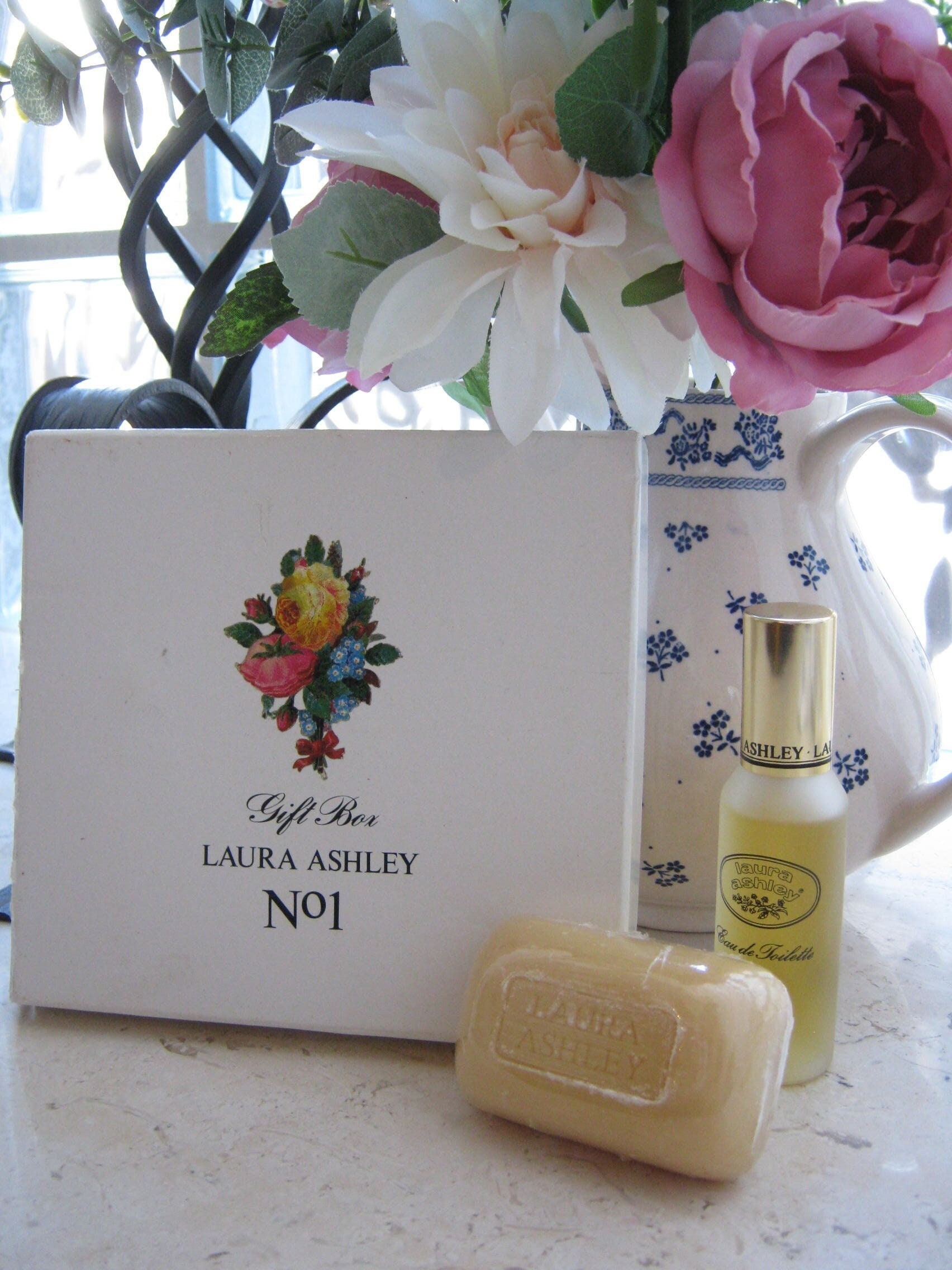 Buy Laura Ashley Parfum Online In India Etsy India
