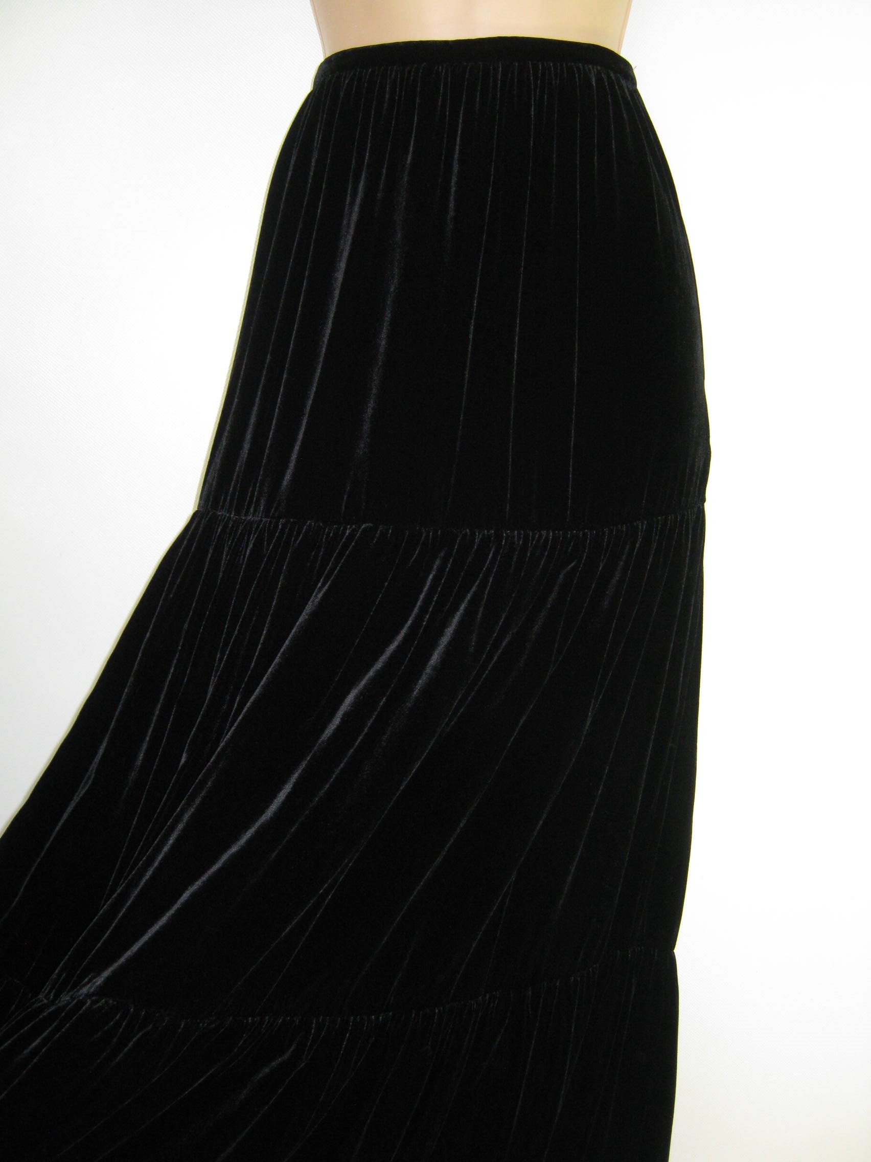 ローラアシュレイ シルクベルベット シフォン　トップス&ロングスカート ローラアシュレイ シルクベルベット パターン スカート ローラ