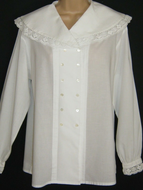 LAURA ASHLEY Vintage Victorian Style Cape Collar C