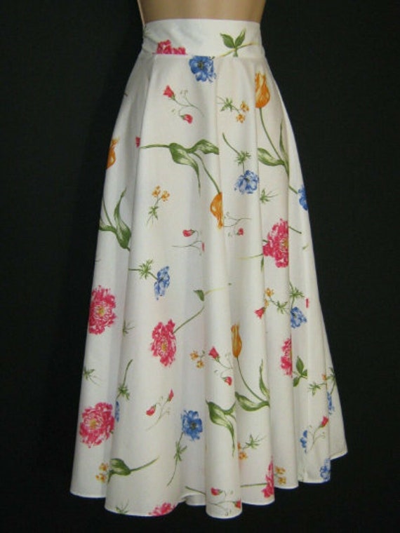 LAURA ASHLEY Vintage Tulip Carnation Full-Circle … - image 8