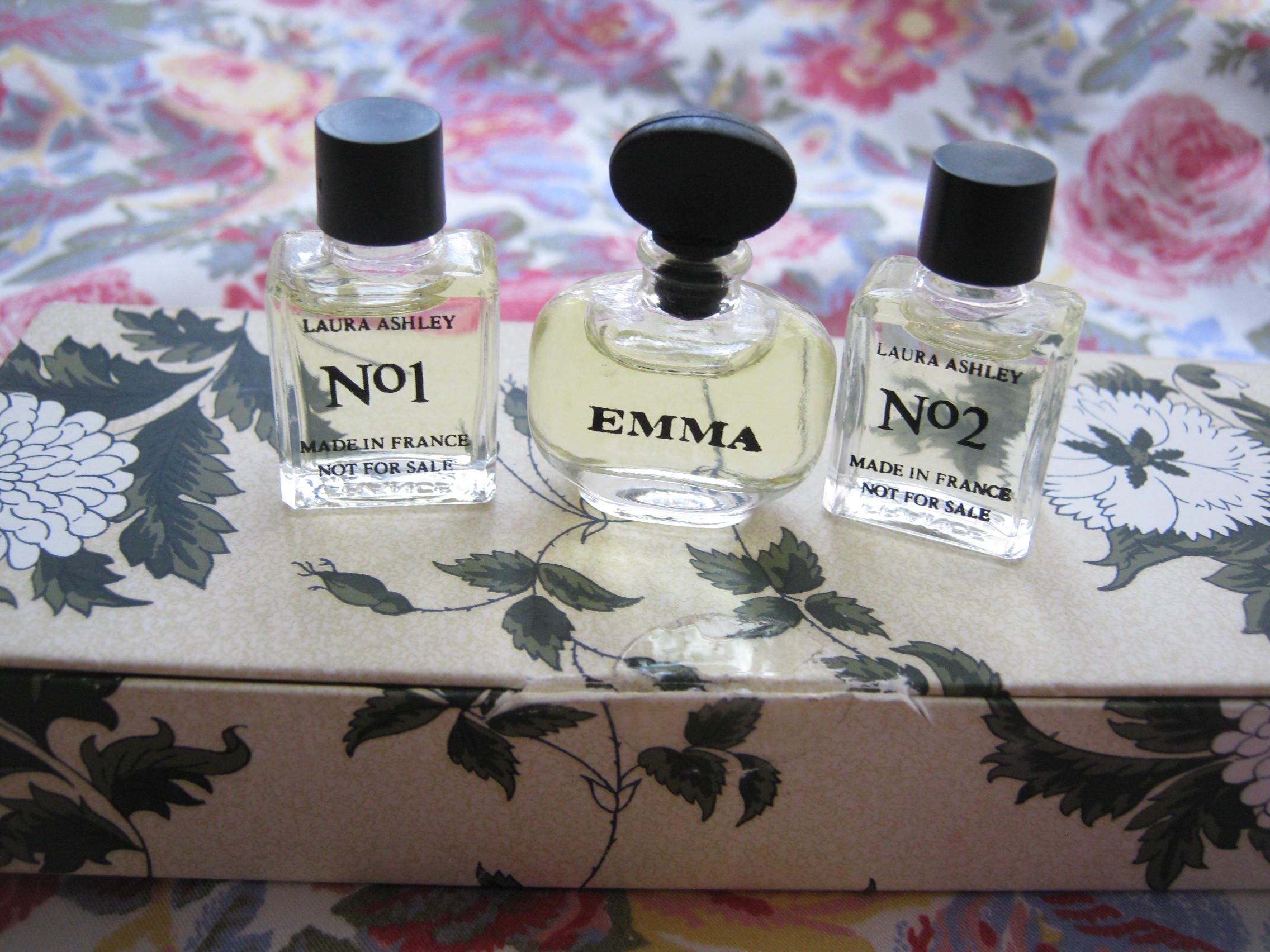 Laura ashley parfum - Etsy 日本