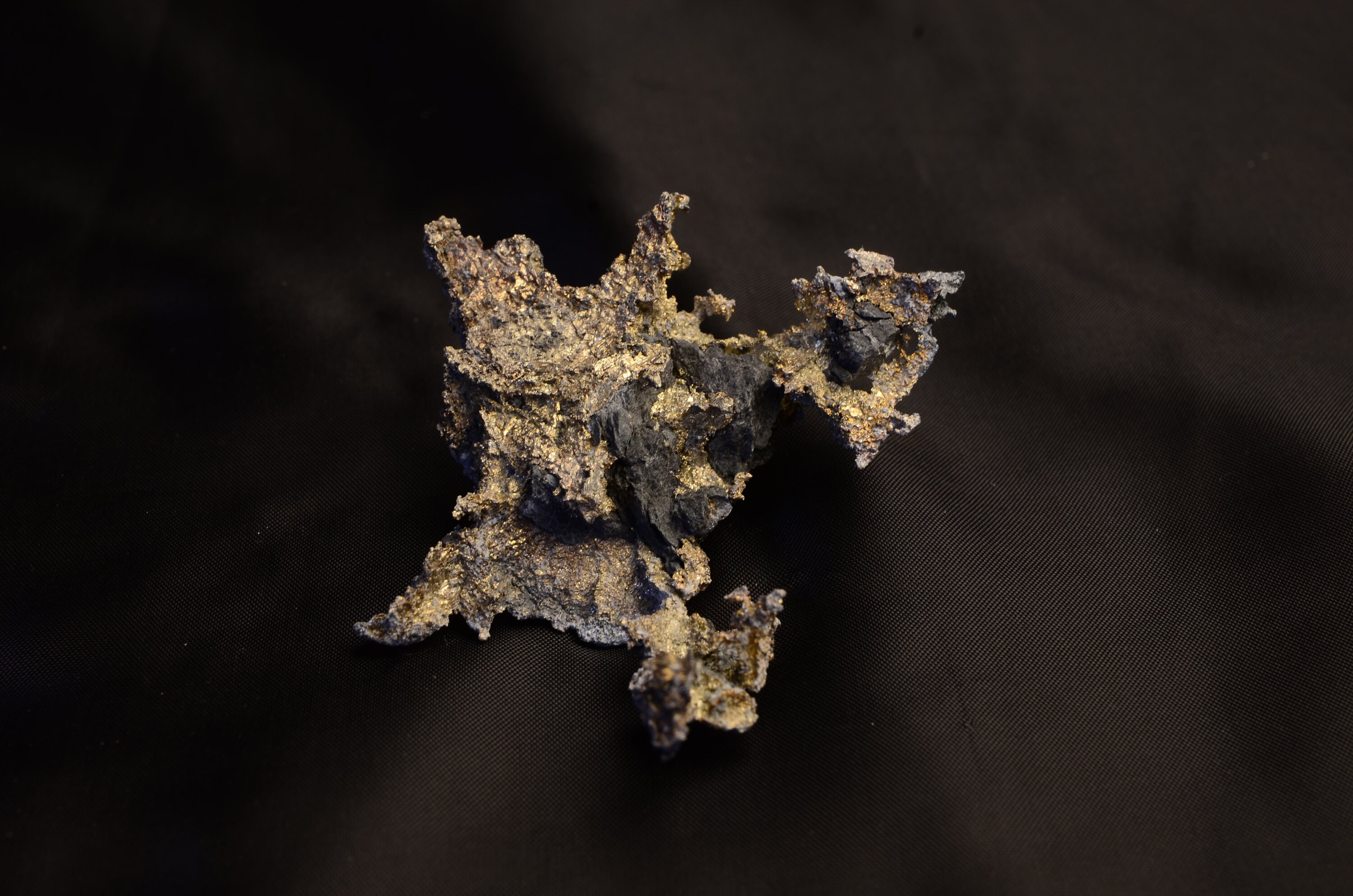 Argent Natif 200 Cts Imiter Mine, Drâa-Tafilalet, Maroc