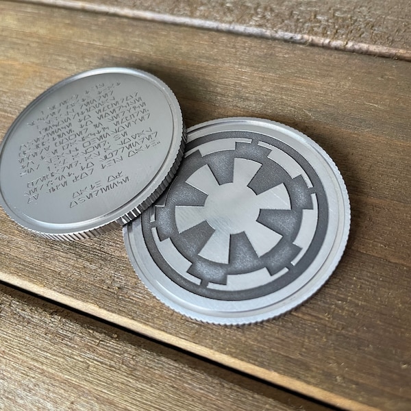 Galactic Empire Cog Emblem Serment d'Obéissance Challenge Coin Acier Inoxydable Métal Prop Crédits Sabacc Chips Star Wars Galaxy's Edge Batuu