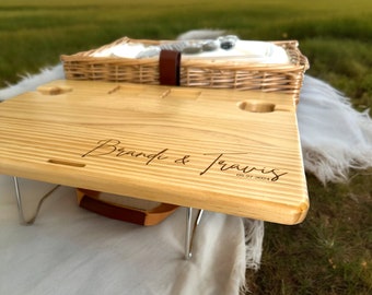 Custom Personalized Picnic Gift Basket | Birthday, Anniversary, Engagement, Wedding Gift