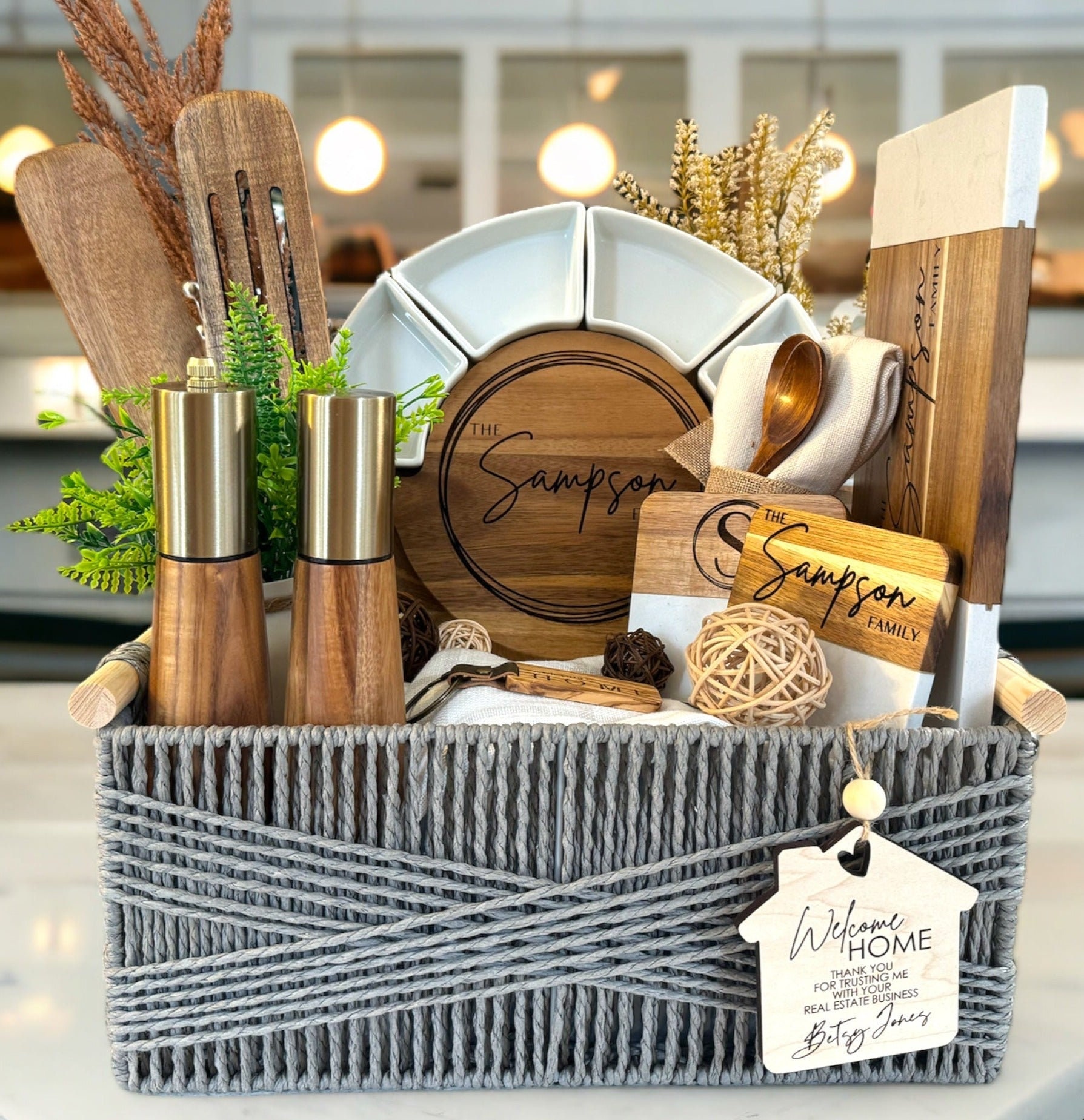 Realtor Gift Basket 60+ Gift Ideas for 2025