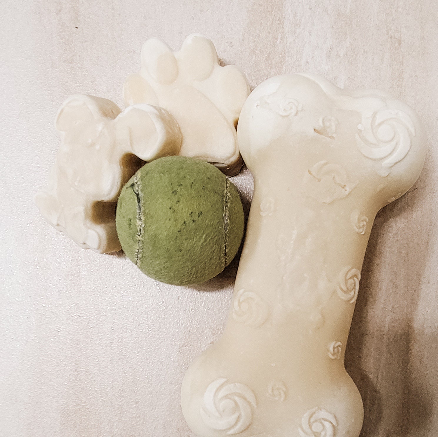 Can I Put Castor Oil On My Dogs Skin