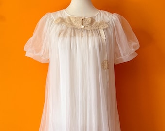 1960s Vintage White Nightie Set || S / M || Sears puff sleeve night gown with robe peignoir pajama vtg retro 60s lingerie