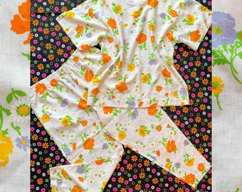 1960s Vintage Two Piece Floral Set || 2X || handmade 60s vtg short sleeve blouse elastic waist pants plus size outfit