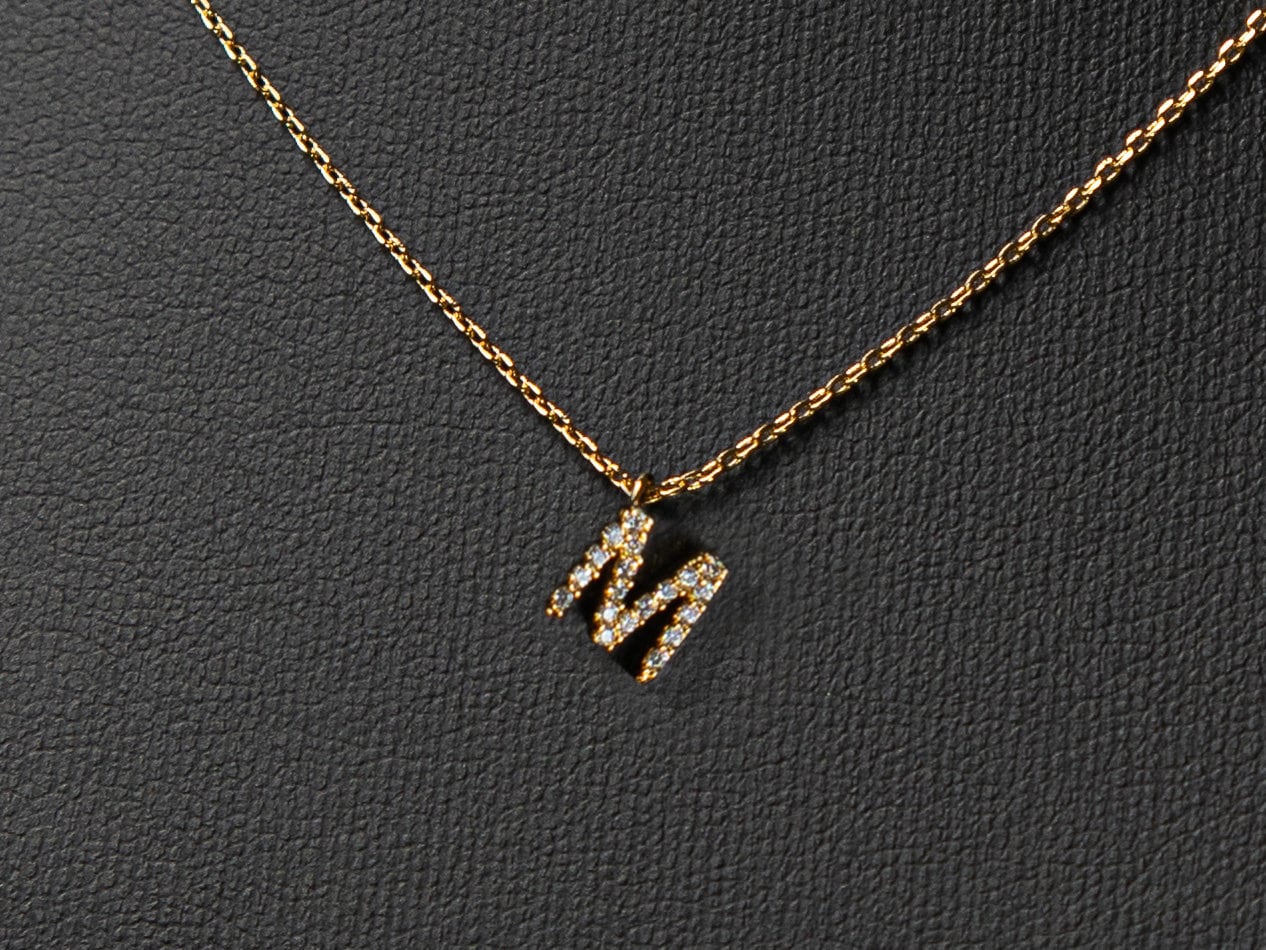 Letter V Inline Initial Necklace in 18k Gold Vermeil