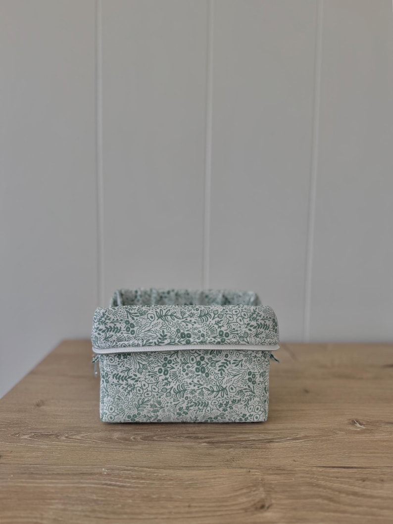 Handmade Travel Makeup Bag, Floral Cosmetic Organizer 2
