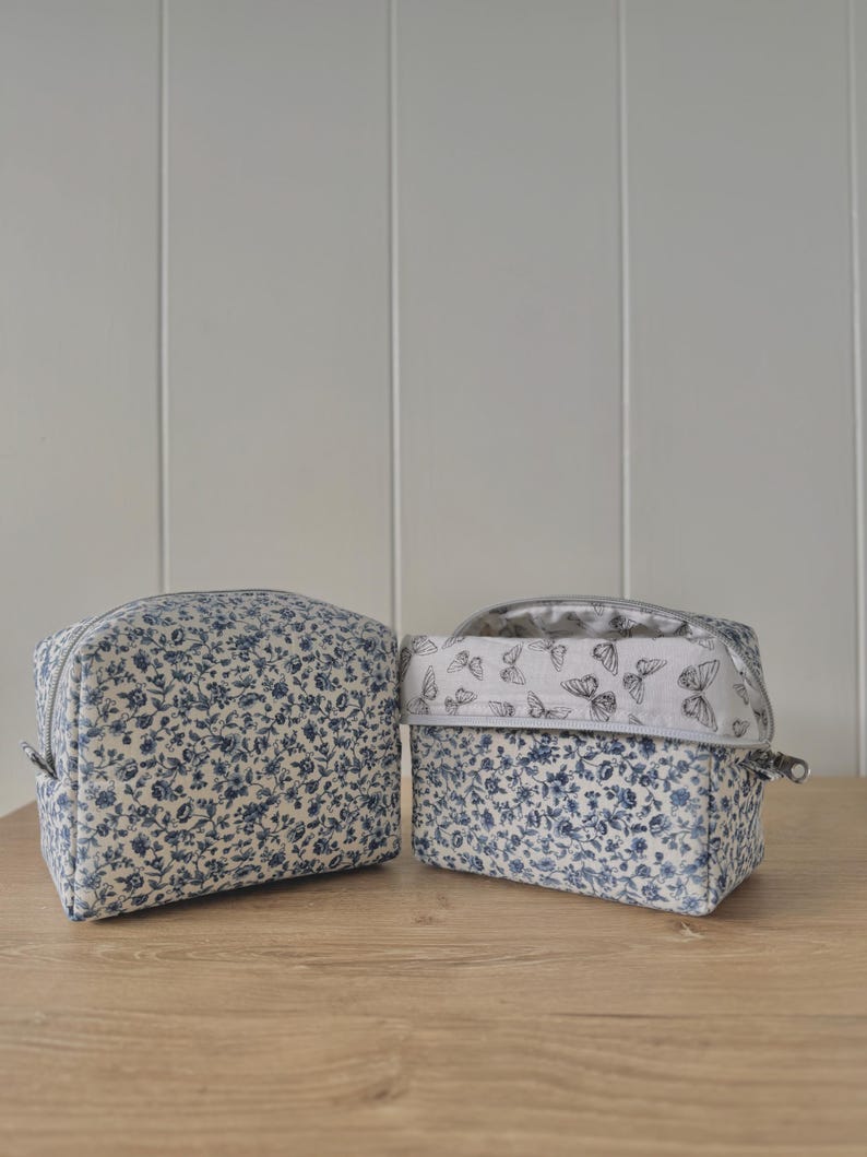 Handmade Travel Makeup Bag, Floral Cosmetic Organizer 1
