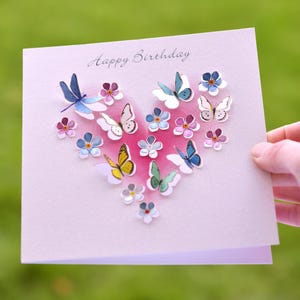 Biglietto di auguri di buon compleanno a forma di cuore con farfalla, per la mia ragazza, biglietto con scultura 3D, biglietto per le donne, biglietti per lei, amante delle farfalle, prodotto nel Regno Unito /LS14