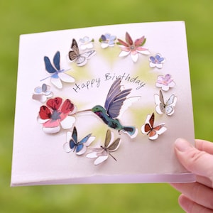 Kolibri, Schmetterling, Blume und Libelle alles Gute zum Geburtstagkarte - 3D Skulptur Karte - Karte für Frauen, Karten für Sie, Made in the UK /LS23