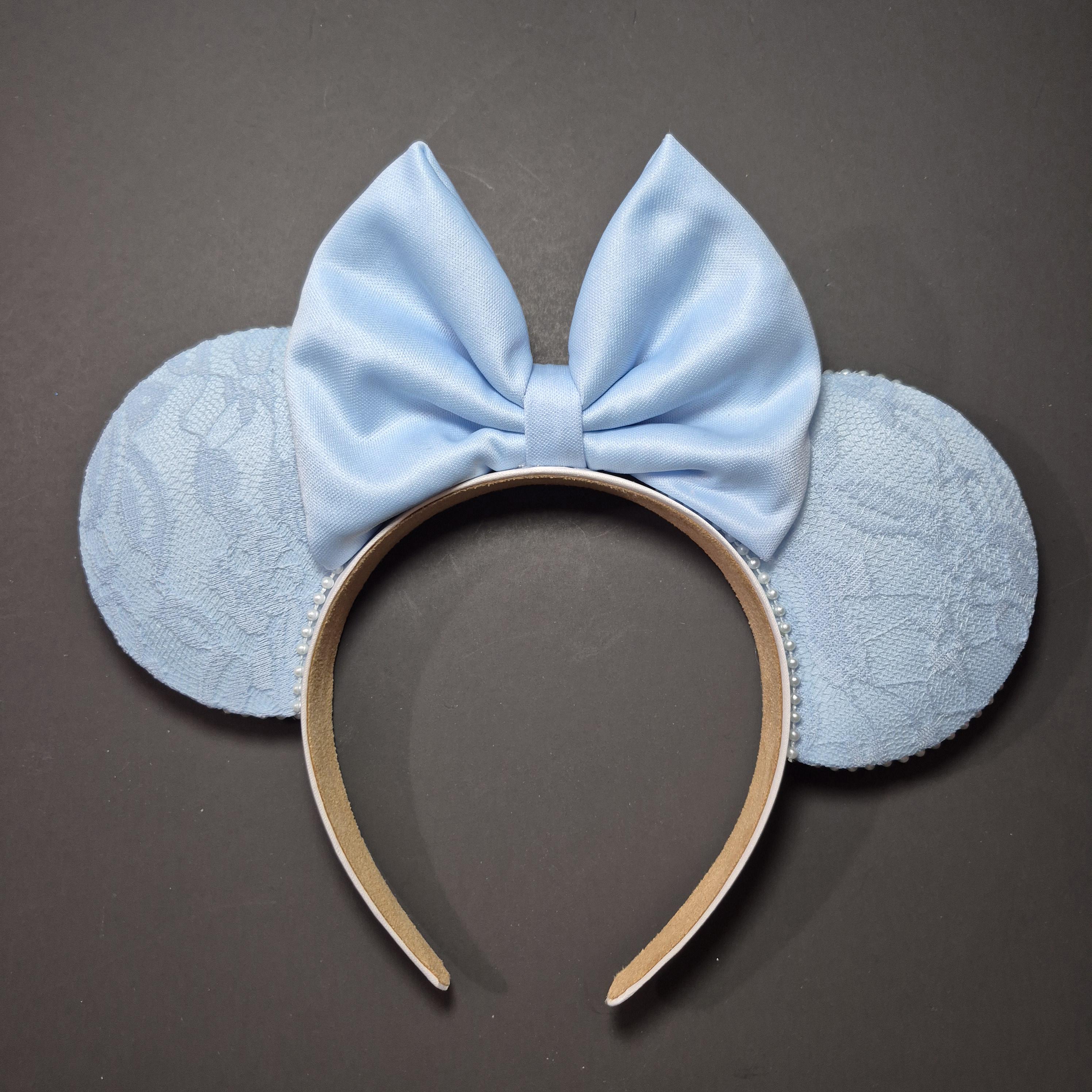 Disney Gray and Light Blue Minnie Ear Headband with Bow Disney Parks Winter Blue Minnie Mouse Ears Headband NEW | eBay main image 4