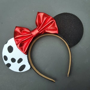 Cruella de vil minnie ears, cruella mickey ears, cruella deville mickey ears , cruella mouse ears, villain mickey ears, villain minnie ears