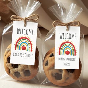 Welcome to School Tags Templates, Back to School Printables, Printable First Day of School Gift Tag, Customizable, Teacher Resources, Canva
