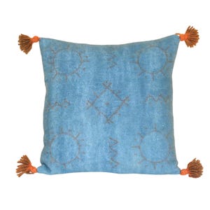Berber wool pillow, Blue pillow, wool cushion Cover,18&quot; x 18&quot; Moroccan tHrow Pillow, Handmad By Berber Artisans In Morocco
