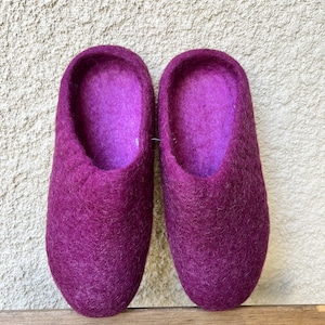 Felted Wool Slippers Felted shoes Handmade Felt Indoor Slippers 100% Wool Purple