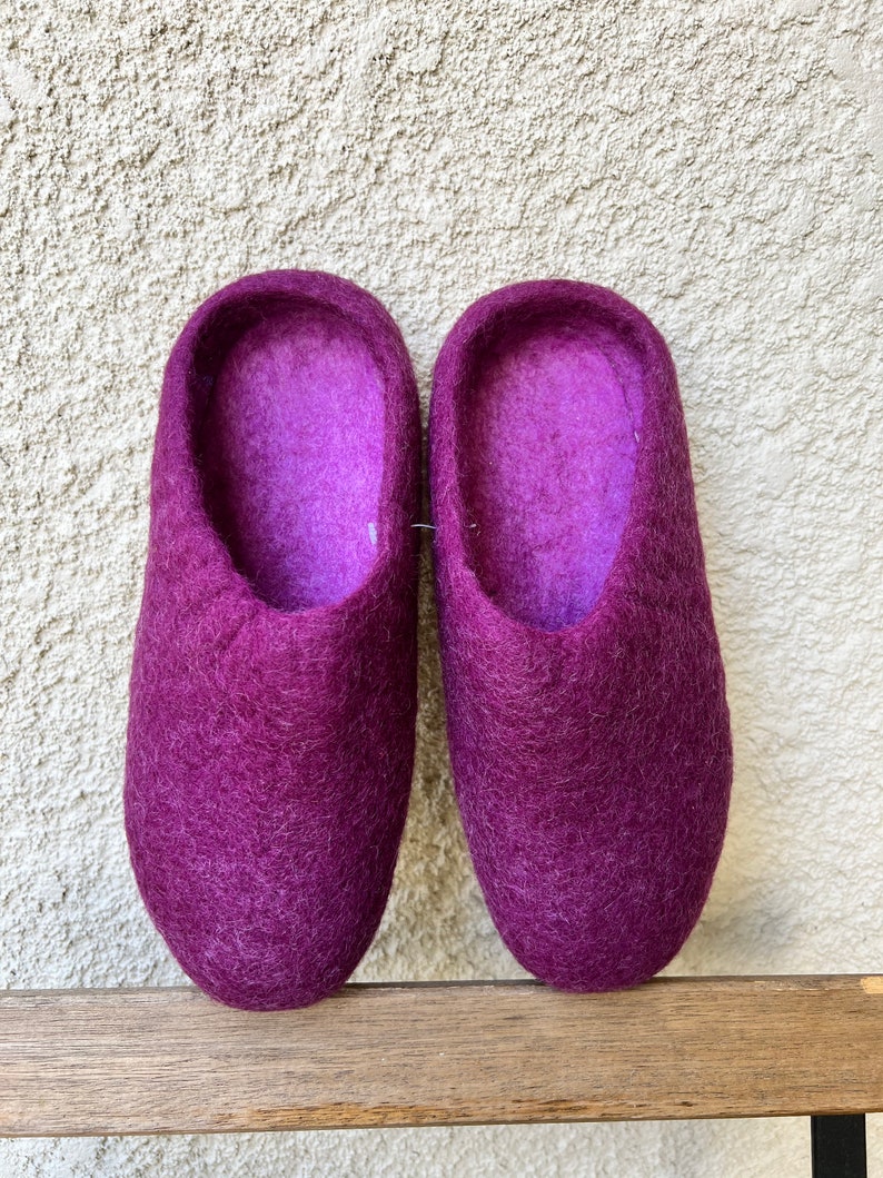 Felted Wool Slippers Felted shoes Handmade Felt Indoor Slippers 100% Wool Purple