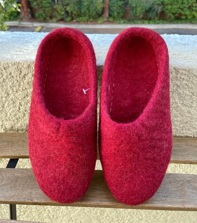 Felted Wool Slippers Felted shoes Handmade Felt Indoor Slippers 100% Wool Red