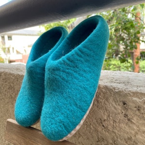 Felted Wool Slippers Felted shoes Handmade Felt Indoor Slippers 100% Wool Teal