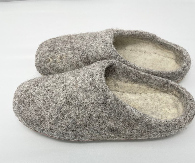 Felted Wool Slippers Felted shoes Handmade Felt Indoor Slippers 100% Wool Gray