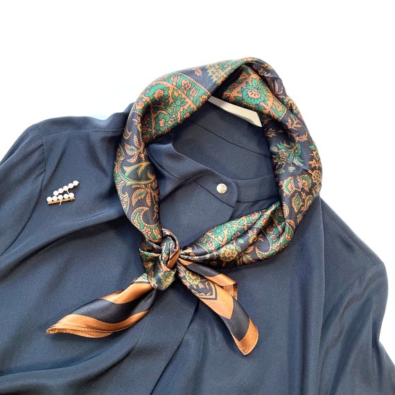 Scarves, Bandanas & Neckerchiefs for Men