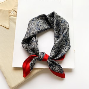 Foulard en soie pour homme classique, foulard pour homme 100 % soie, foulard en soie pour homme, foulard en soie pour homme, foulard en soie pour homme, bandana en soie pour homme, foulard en soie Blue & Red