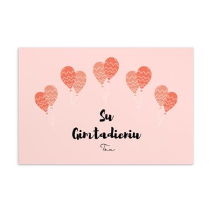 Postal de cumpleaños lituana con globos rosas