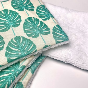 Set of 7 washable wipes Green Palm pattern