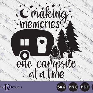 キャンプ場で思い出作り SVG - キャンプ クリップアート - バケーション SVG - Cricut 用カットファイル - 商用利用可 - すぐにダウンロード