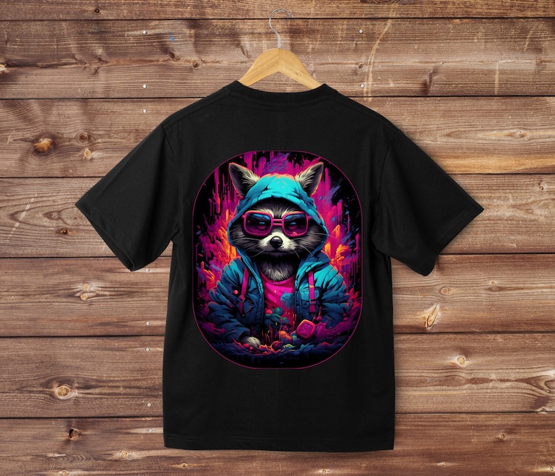 t-shirt with Racoon design