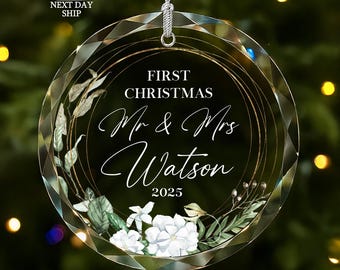 Personalized First Christmas Married Name Ornament 2026, Custom Mr Mrs Keepsake, Elegant Floral Wedding Ornament, Couples Holiday Decoration
