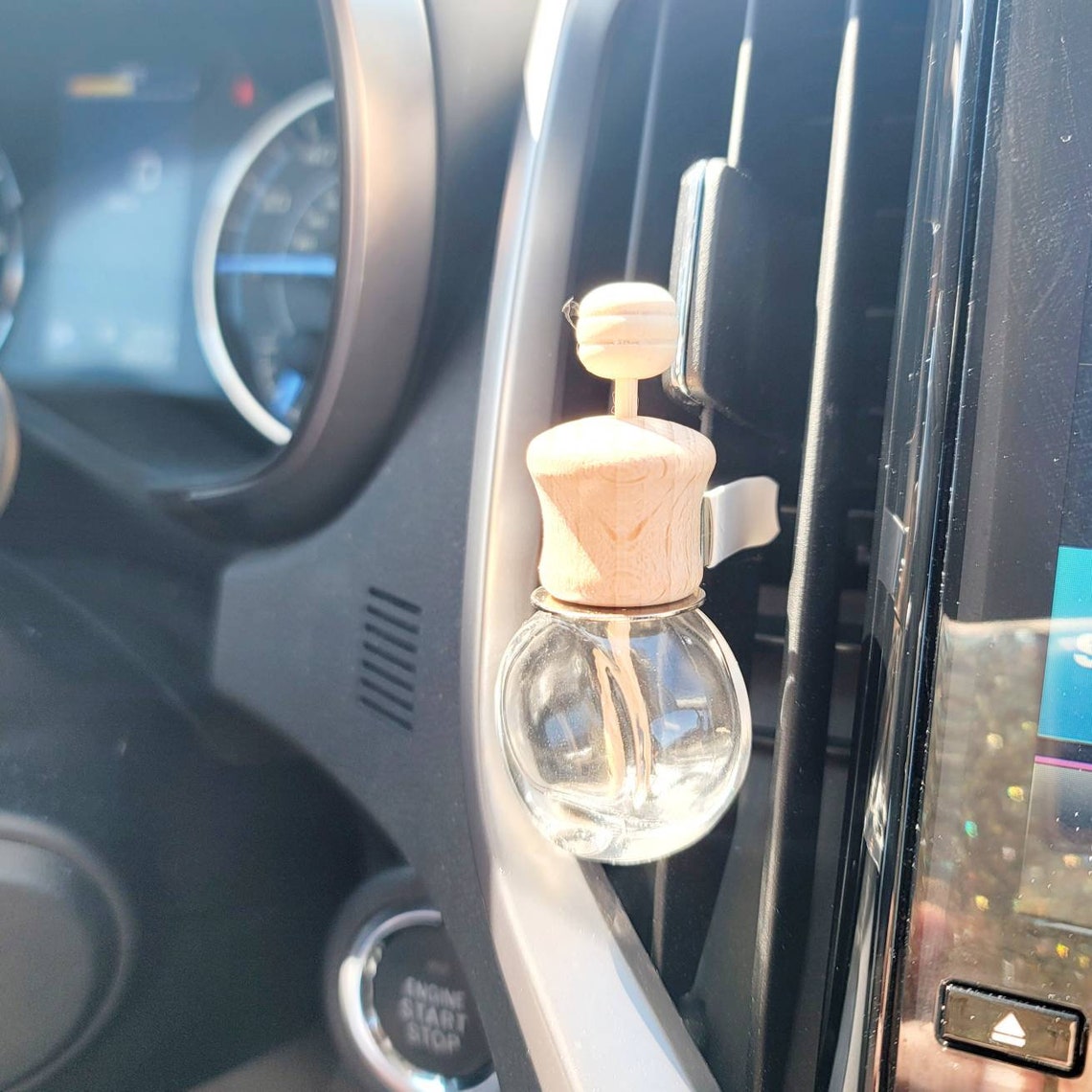 Modern Car Vent Diffuser Clip Round Glass with Diffuser Reed | Etsy