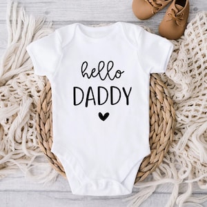Bonjour papa SVG, faire-part de grossesse à mari SVG, faire-part de bébé SVG Cricut, bonjour papa Png, bientôt Svg, Svg enceinte