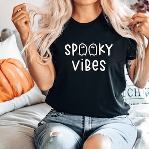 Spooky Vibes SVG, Koszulka Halloween SVG, Halloween Vibes SVG, Spooky Vibes Png, Upiorny sezon SVG, Plik do cięcia Halloween, Pliki sylwetki Cricut