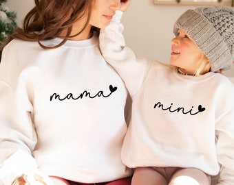 Mama and Mini Matching SVG, Mommy and Me Shirt Sweatshirt SVG, Mama Mini with Heart Svg Cut Files, Mama and Mini PNG, Mom Life Svg