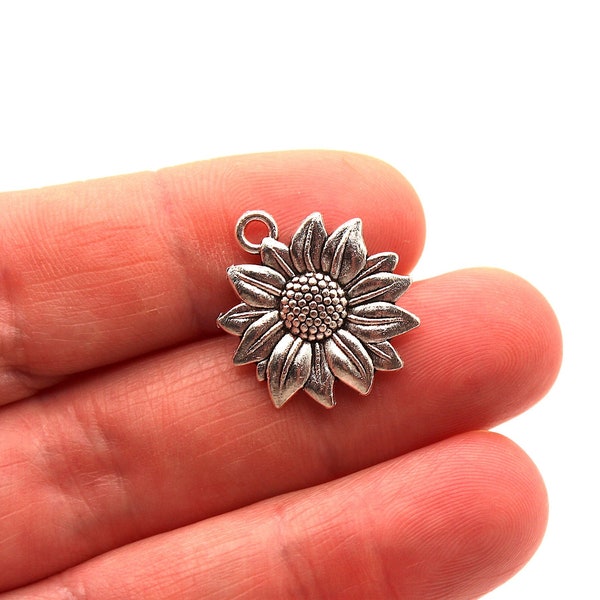 6 x Metall Sonnenblumen Anhänger Antik Silber Ton