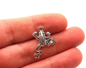 10 x Metal Climbing Frog Charms Antique Silver Tone