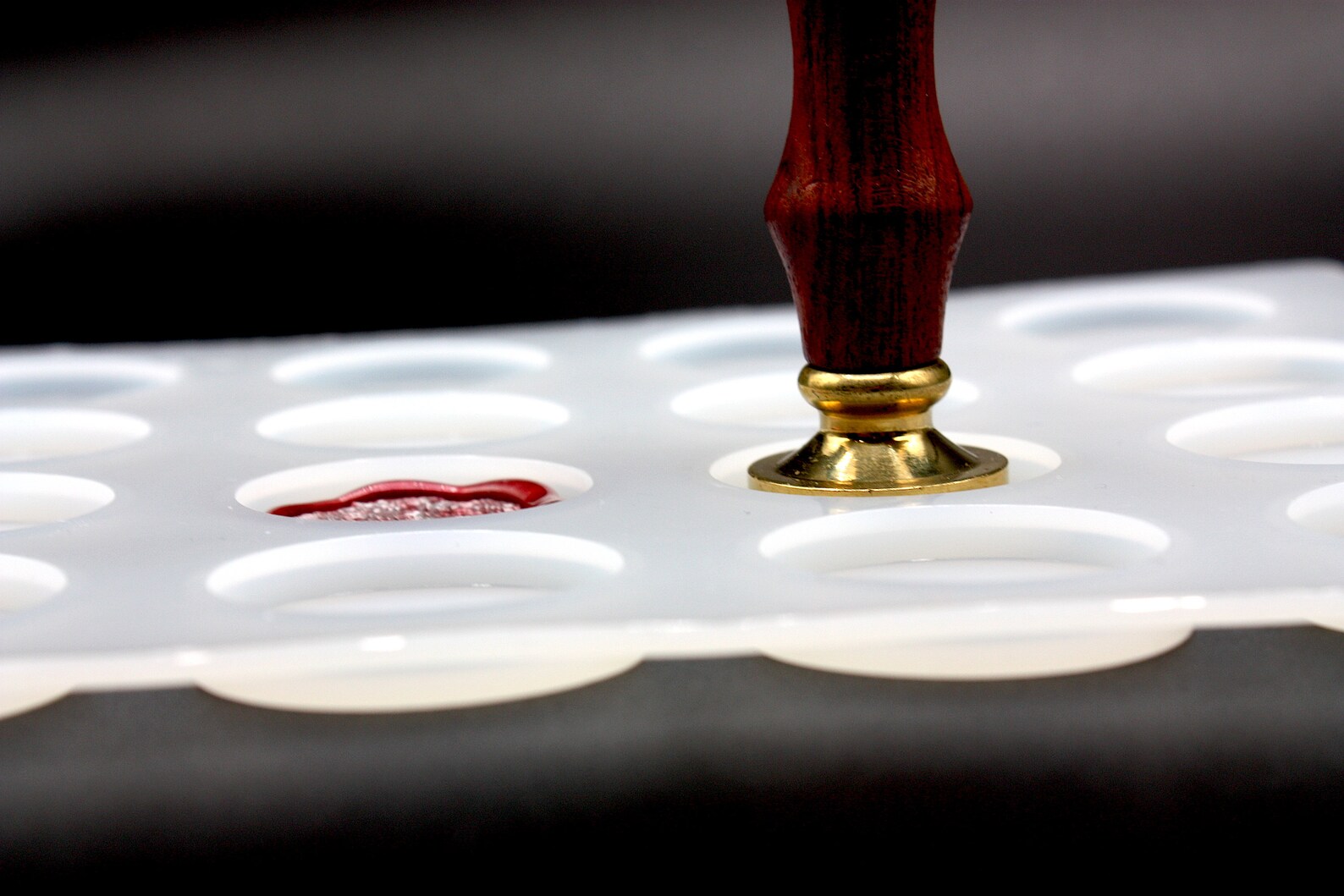 16 Cavity Wax Sealing Silicone Mat Perfect Round Wax Seal Etsy UK