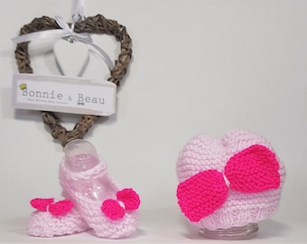 Hand Knit Bootie, Baby Shower Gift, New Baby Gift, Baby Girl Gift, Pink Bootie, Bow Bootie, Sparkle Baby