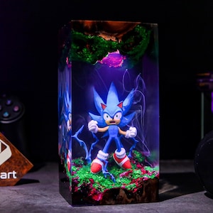 Sonic Hedgehog Personalized Night Light So,nic Epoxy Lamp Birthday Gifts bedside lamp wood, father&#39;s day gift, diorama lamp, gifts for men