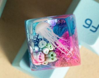 Custom Jellyfish Keycap | Blue And Pink Jellyfish keycap | Pinky Jellyfish Keycap | SA OEM profile keycap | Custom Resin Keycap