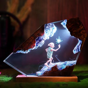 Lampe en résine de ratière, décoration de magicien époxy faite main, présentoir de créatures magiques, cadeau de Noël unique déco elfe de maison, diorama fantastique de collection