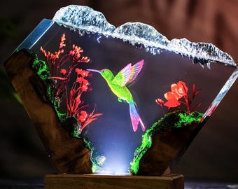 Hummingbird Resin Lamp, Nature Epoxy Night Light,Bird Lover Gift, Wildflower Forest Desk Decor,Cottagecore Home Decor, Handmade Resin Light
