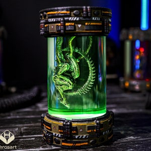 Xeno.morph Lamp, Ali.en Epoxy Lamp, Custom Sta.r Wars Night Light, Table Lamp, epoxy Xen.omorph figure, father&#39;s day Gifts For Him