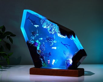 DEEP BLUE SEA Night Lights, Shark&divers Epoxy lamp, Epoxy Resin Table Lamp, custom night light Shark Resin Lamp, Birthday gift for dad